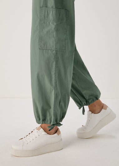 Green Poplin Crop Trousers