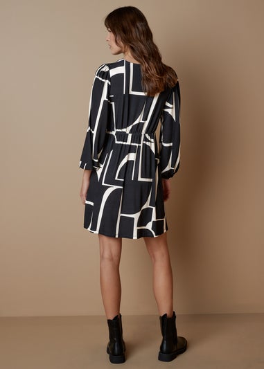 Et Vous Monochrome Geometric Mini Dress