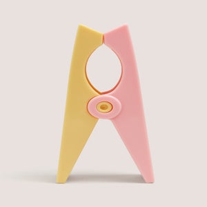 2 Pack Pink Beach Towel Clips