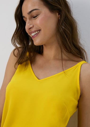 Et Vous Yellow Plain Cami Top