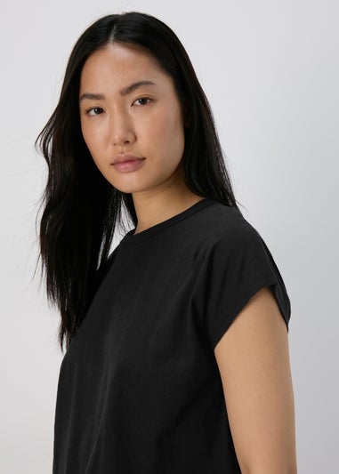 Black Plain Relaxed Fit T-Shirt