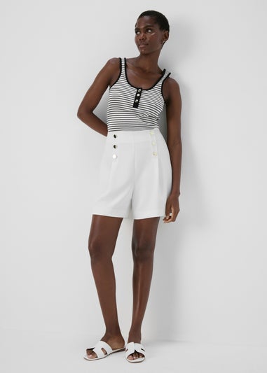 Et Vous White Button Shorts