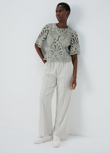 Et Vous Green Lace Box Top