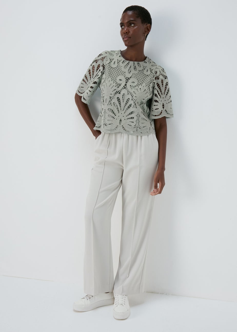 Et Vous Green Lace Box Top