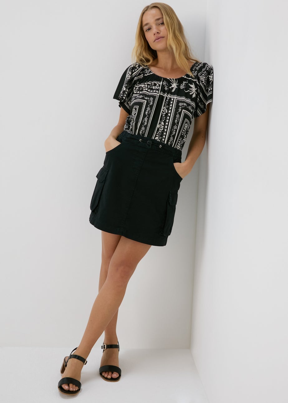 Black & White Printed Gypsy Top