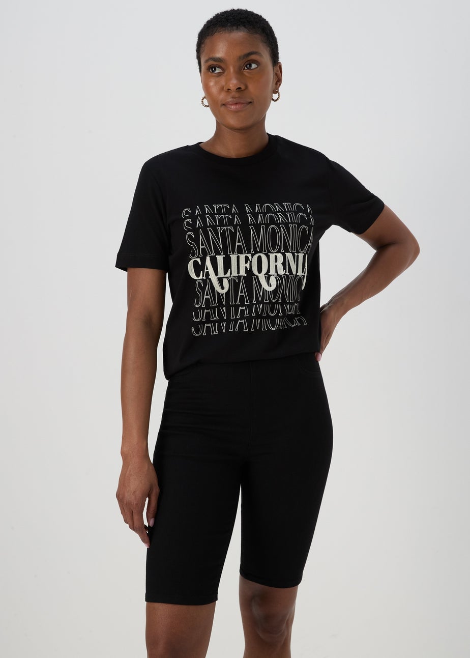 Black Rosie Knee Shorts