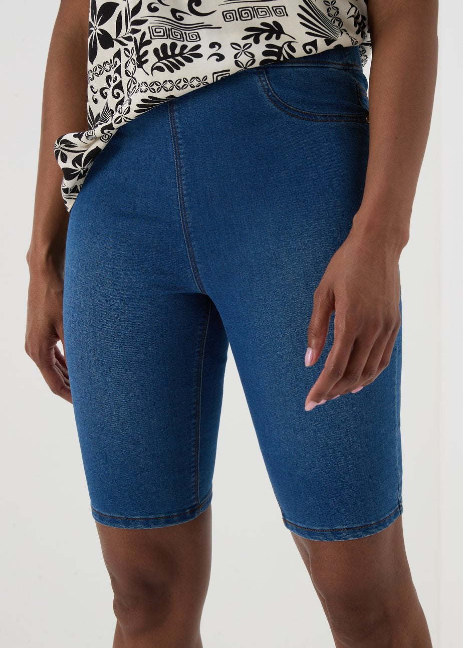 Mid Wash Rosie Knee Length Shorts