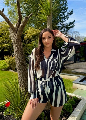 In the Style Jac Jossa Black White Print Beach Shorts