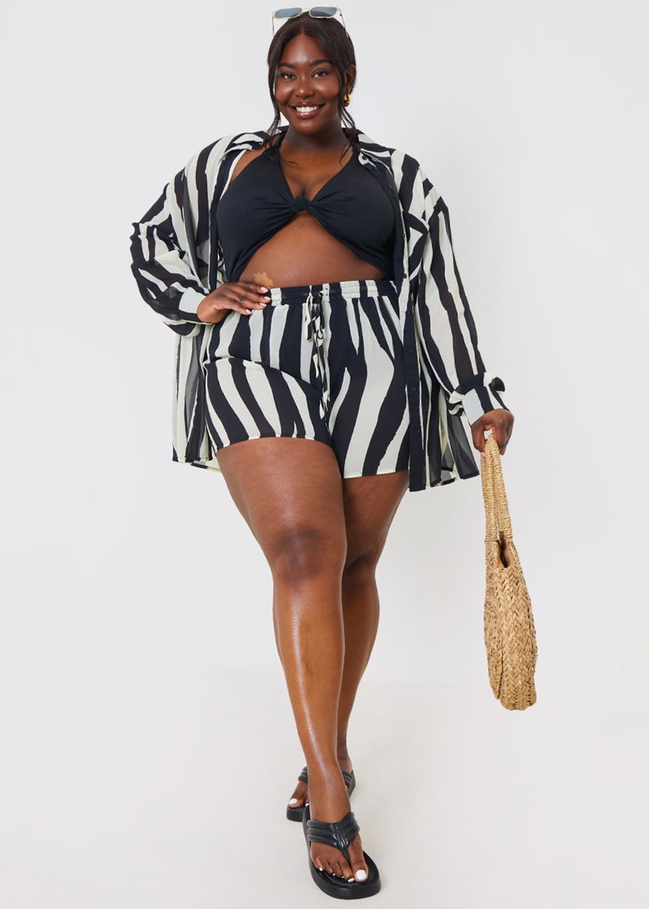 In the Style Jac Jossa Black White Print Beach Shorts