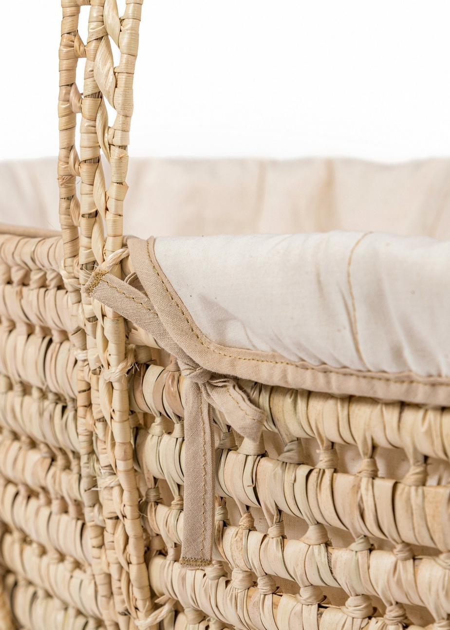 Clair de Lune Organic Palm Moses Basket with Rocking Stand