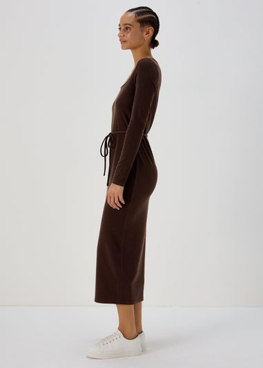 Brown Square Neck Skinny Belt Dress