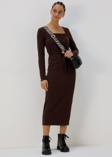 Brown Square Neck Skinny Belt Dress