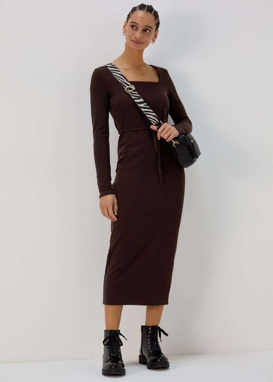 Brown Square Neck Skinny Belt Dress
