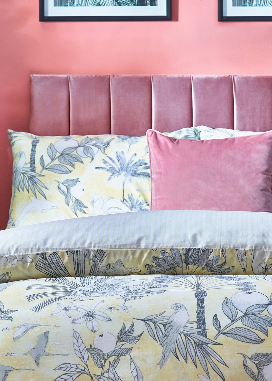 furn. Colony Palm Botanical Duvet Cover Set