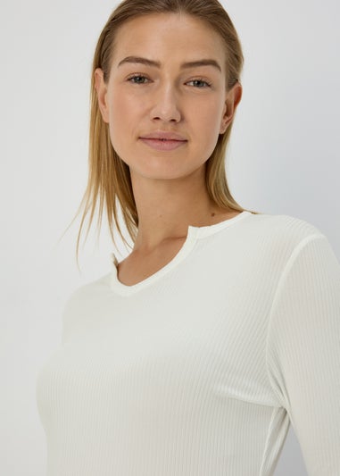 Ivory Rib Notch Neck Long Sleeve Top