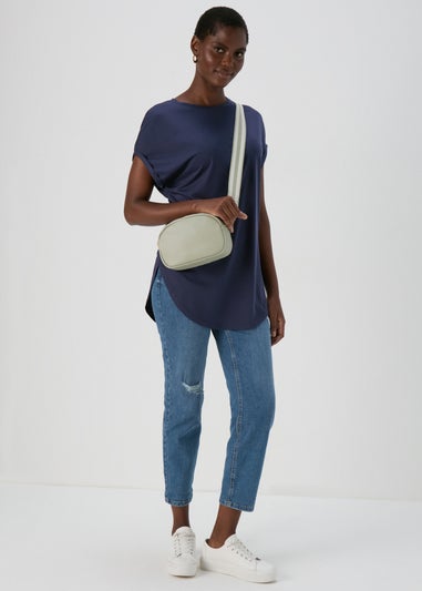 Navy Longline T-Shirt