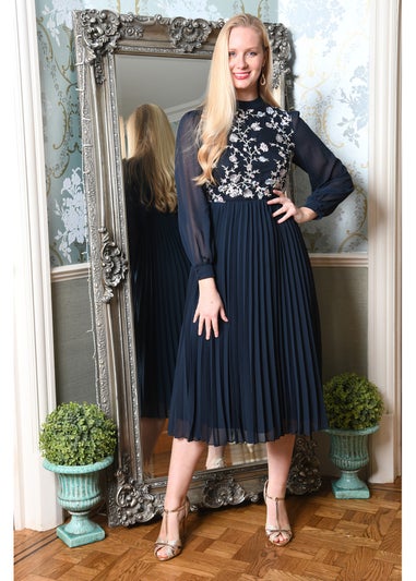 Yumi Navy Long Sleeve Embroidered Midi Dress With Pleats