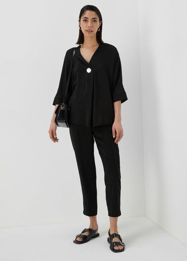 Black Airflow V Neck Longline Blouse Top