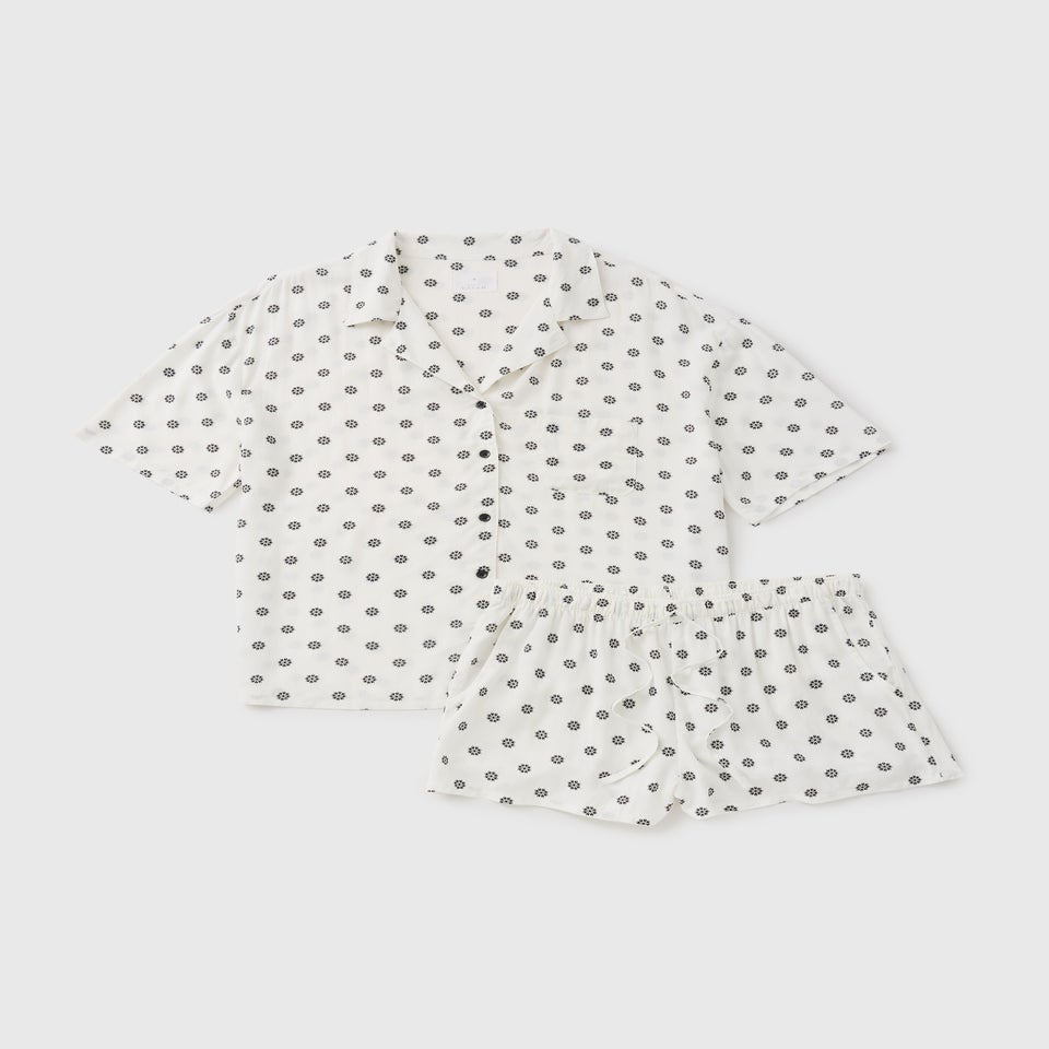 Cream Printed Traditional Short Pyjama Set