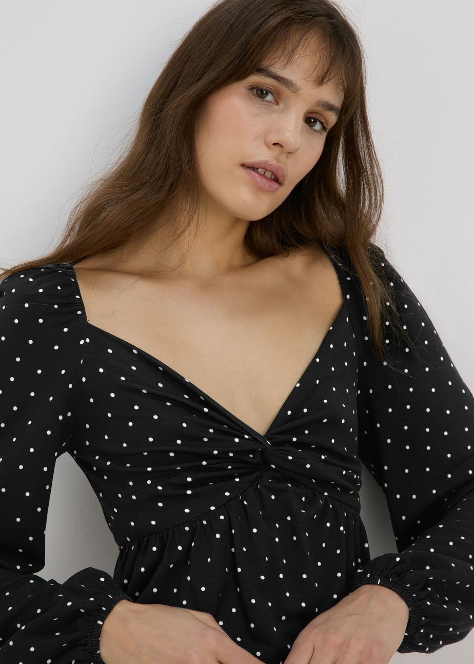 Black Spot Sweetheart Neck Top