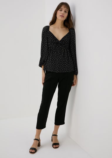 Black Spot Sweetheart Neck Top