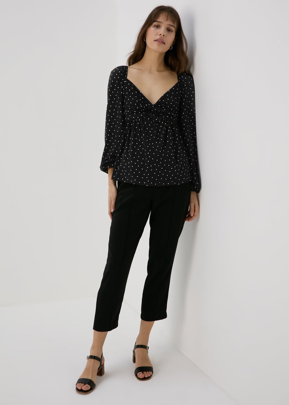 Black Spot Sweetheart Neck Top