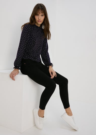 Black Spotted Piecrust Collar Jersey Top