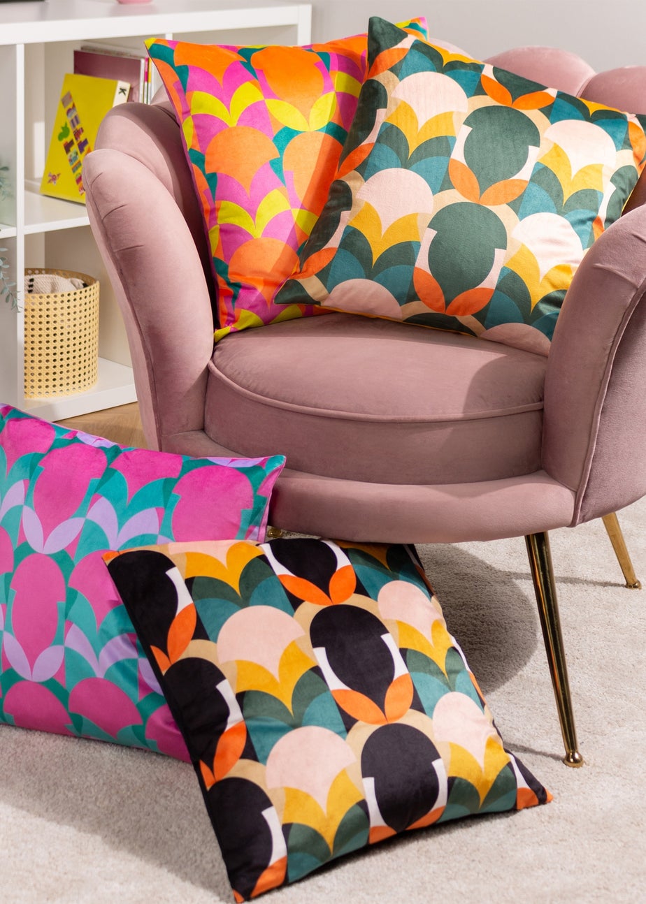 Heya Home Raeya Velvet Filled Cushion (45cm x 45cm x 8cm) Peach/Black