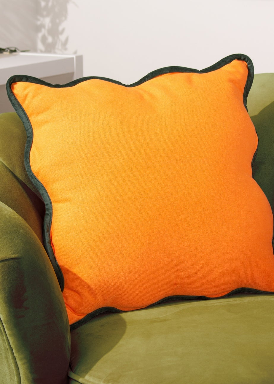Heya Home Wiggle Velvet Piped Ready Filled Cushion (45cm x 45cm x 8cm) Orange/Green