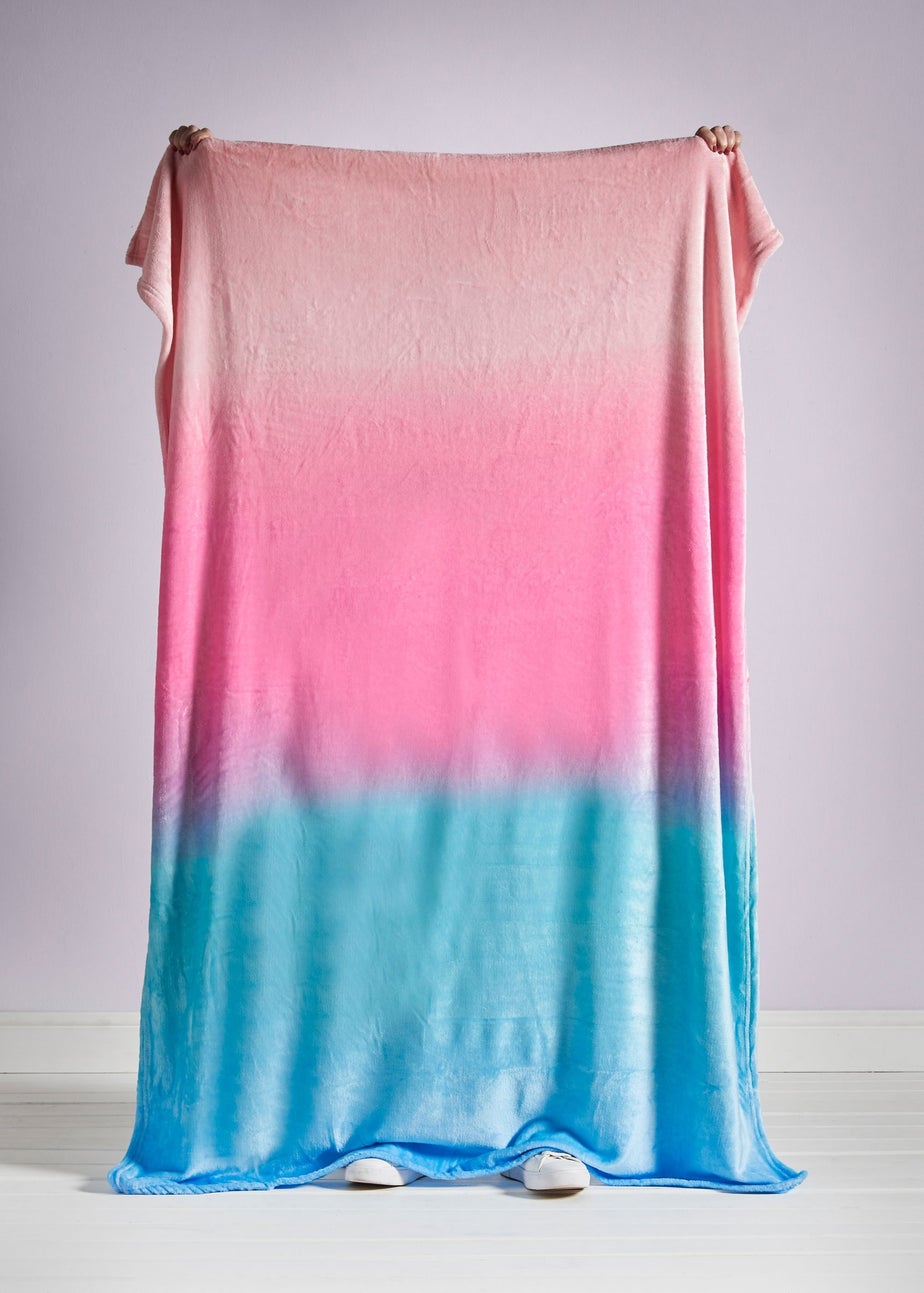 Catherine Lansfield Mermaid Ombre Cosy Fleece 130x170cm Blanket Throw Pink