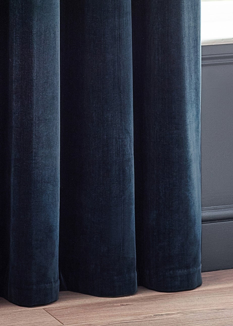Yard Heavy Chenille Velvet Eyelet Curtains Navy