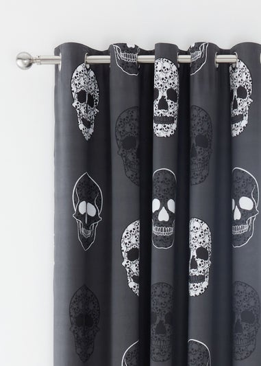Catherine Lansfield Skulls Fully Reversible Eyelet Curtains Grey