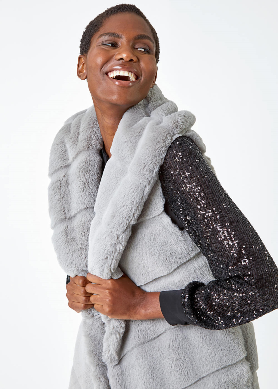 Roman Light Grey Faux Fur Longline Gilet - Matalan