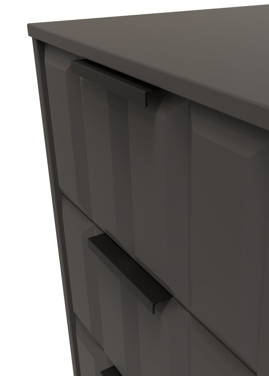 Ready Assembled Nevada 3 Drawer Bedside