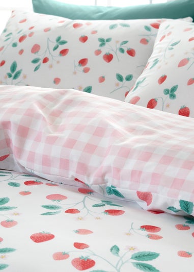 Catherine Lansfield Strawberry Garden Reversible Duvet Cover Set