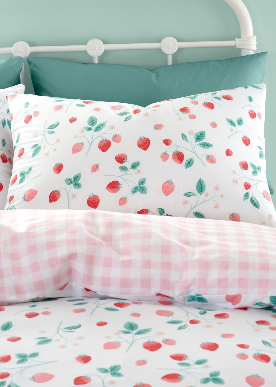 Catherine Lansfield Strawberry Garden Reversible Duvet Cover Set