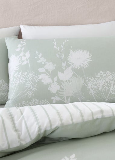 Catherine Lansfield Meadowsweet Floral Reversible Duvet Cover Set Green