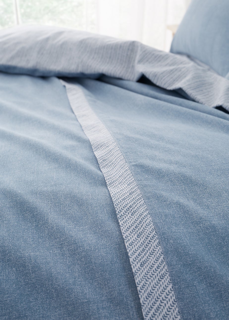 Catherine Lansfield Oslo Textured Trim Duvet Cover Set