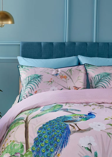 Soiree Peacock Jungle Sateen Pink Duvet Cover Set