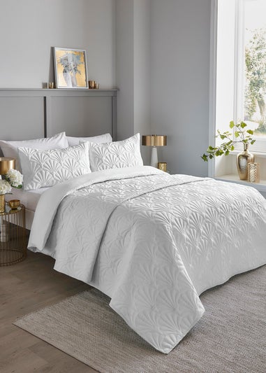 Serene Cavali Pinsonic White Bedspread