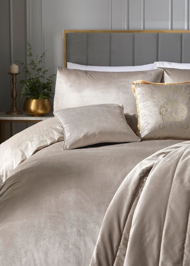 Laurence Llewelyn-Bowen Montrose Velvet Linen Duvet Cover Set