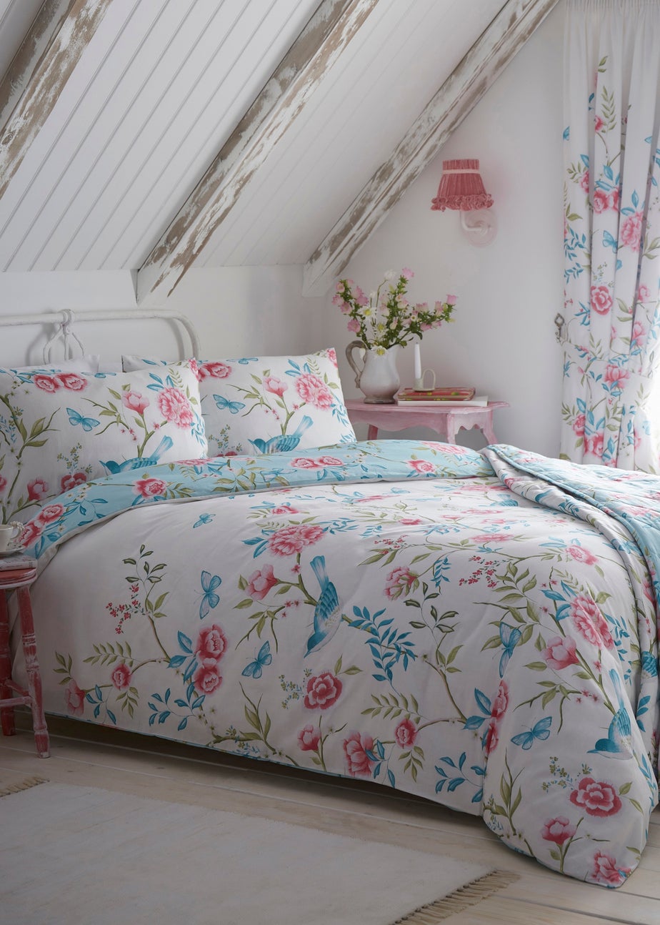 Dreams & Drapes Design Amelle Reversible Blue Duvet Cover Set