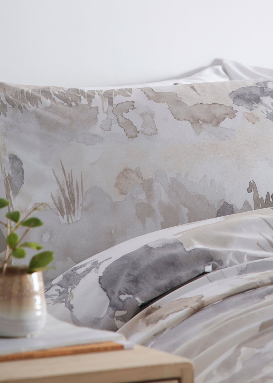 Appletree Loft Edale Beige Duvet Cover Set