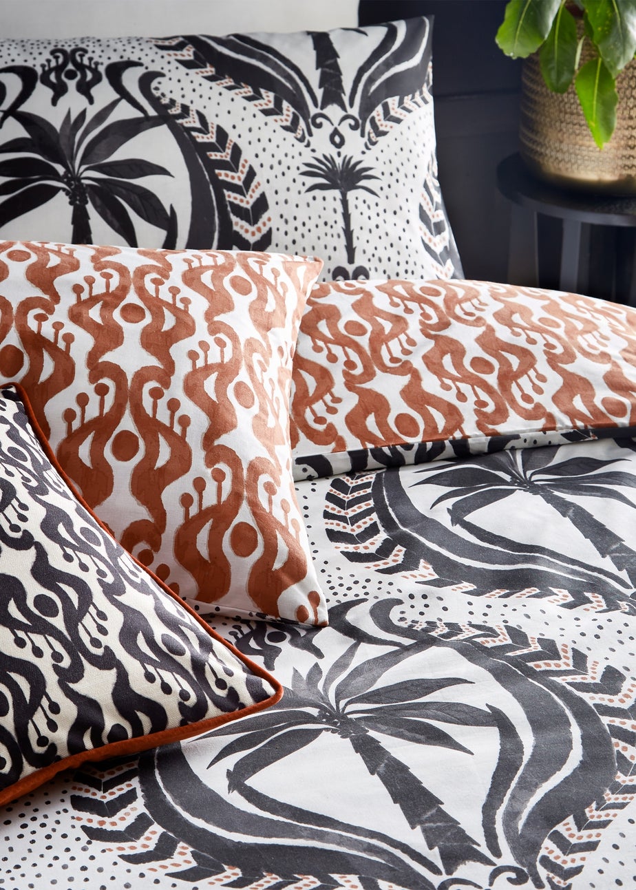 Wylder Tropics Laucala Bohemian Duvet Cover Set