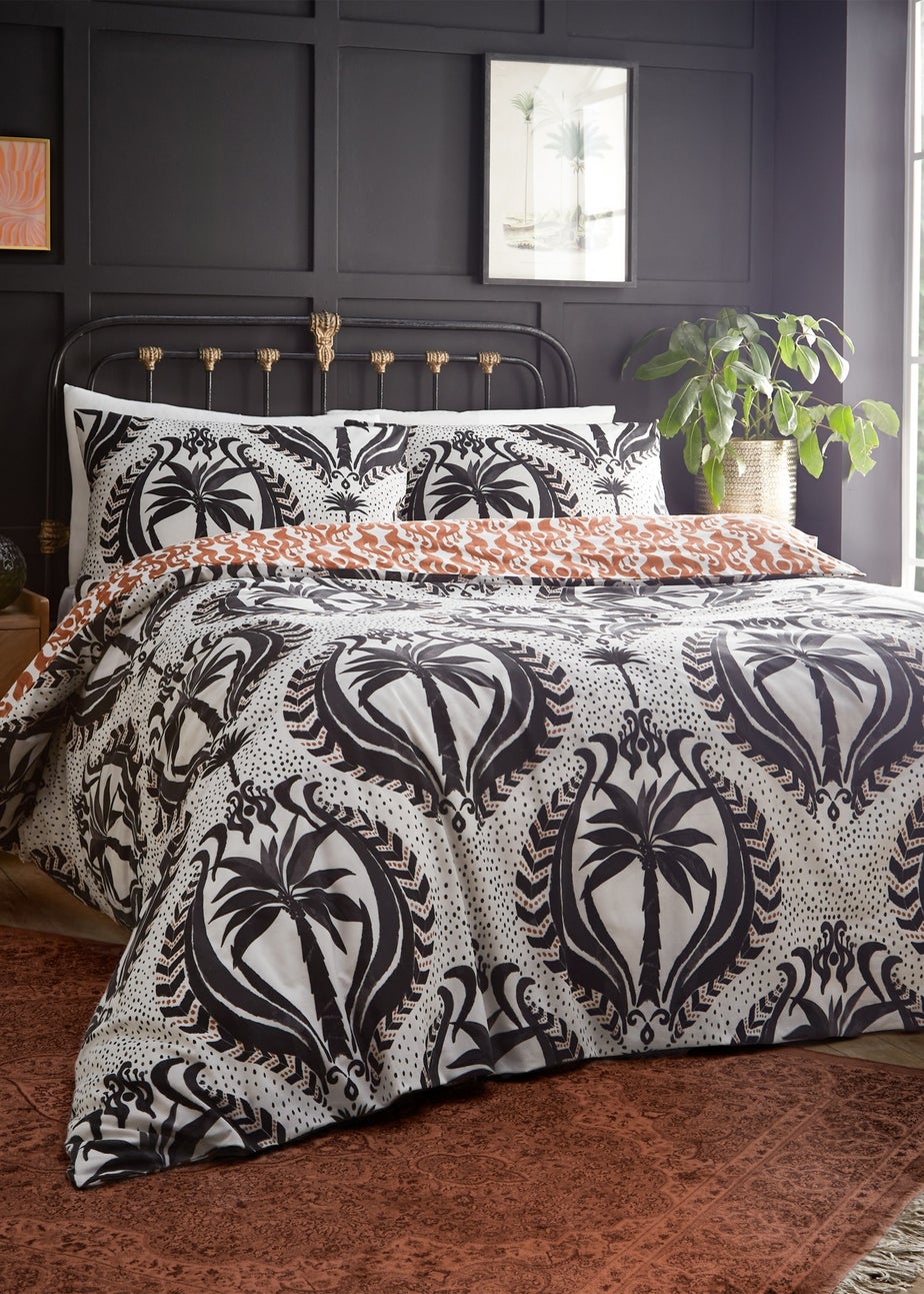 Wylder Tropics Laucala Bohemian Duvet Cover Set