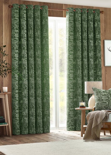 furn. Winter Woods Animal Chenille Eyelet Curtains Emerald