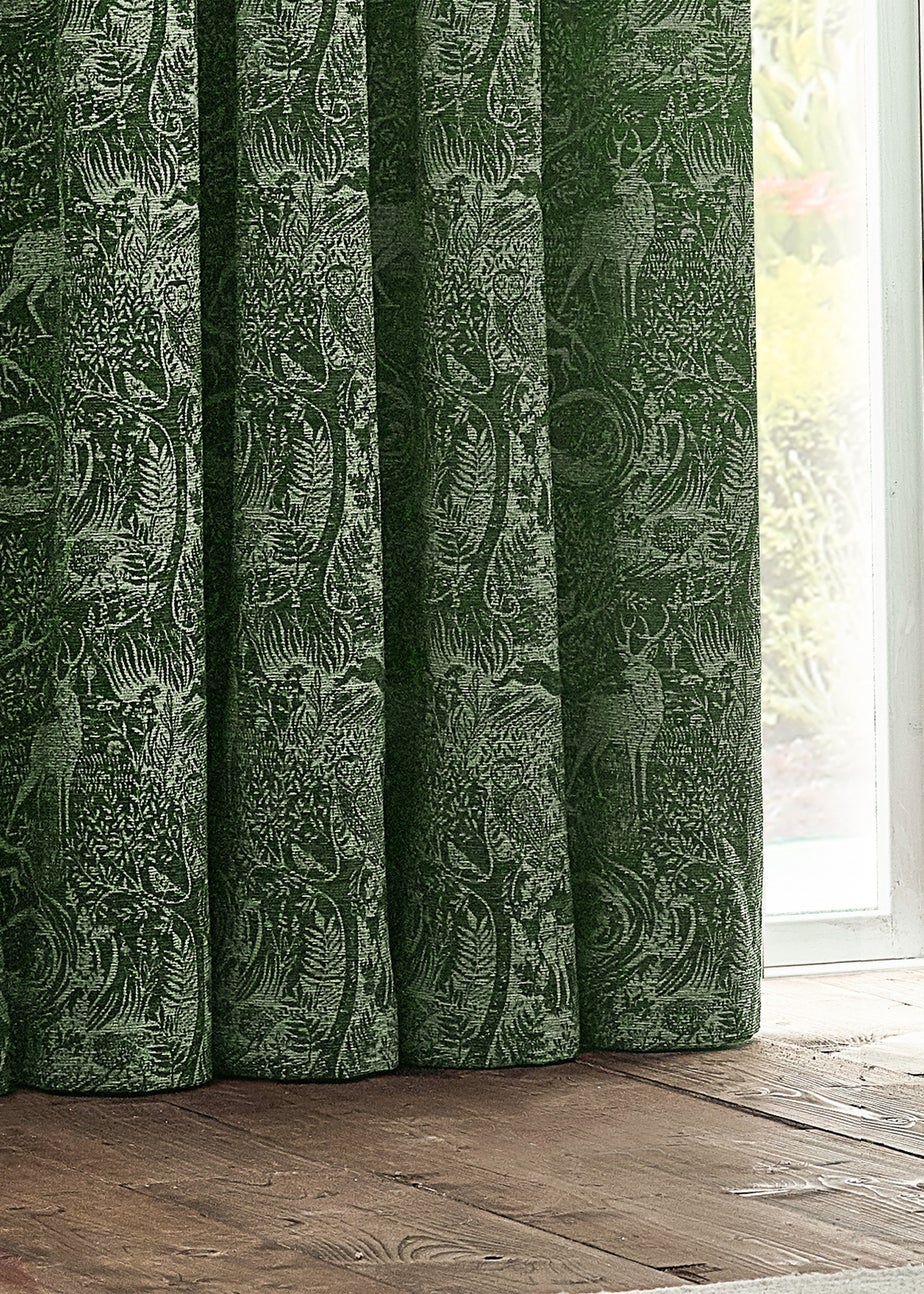 furn. Winter Woods Animal Chenille Eyelet Curtains Emerald