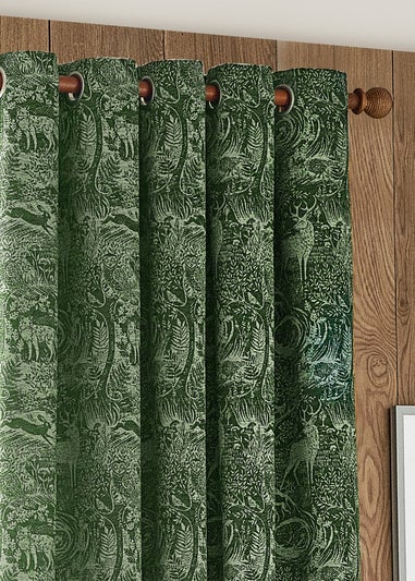 furn. Winter Woods Animal Chenille Eyelet Curtains Emerald
