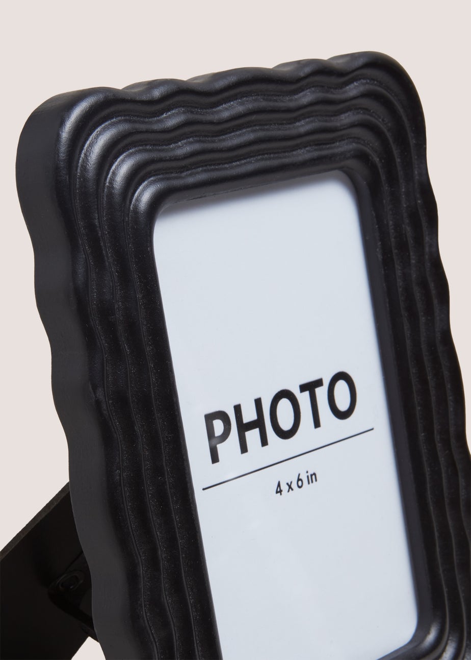 Black Wavy Edge Frame (10cmx15cm)