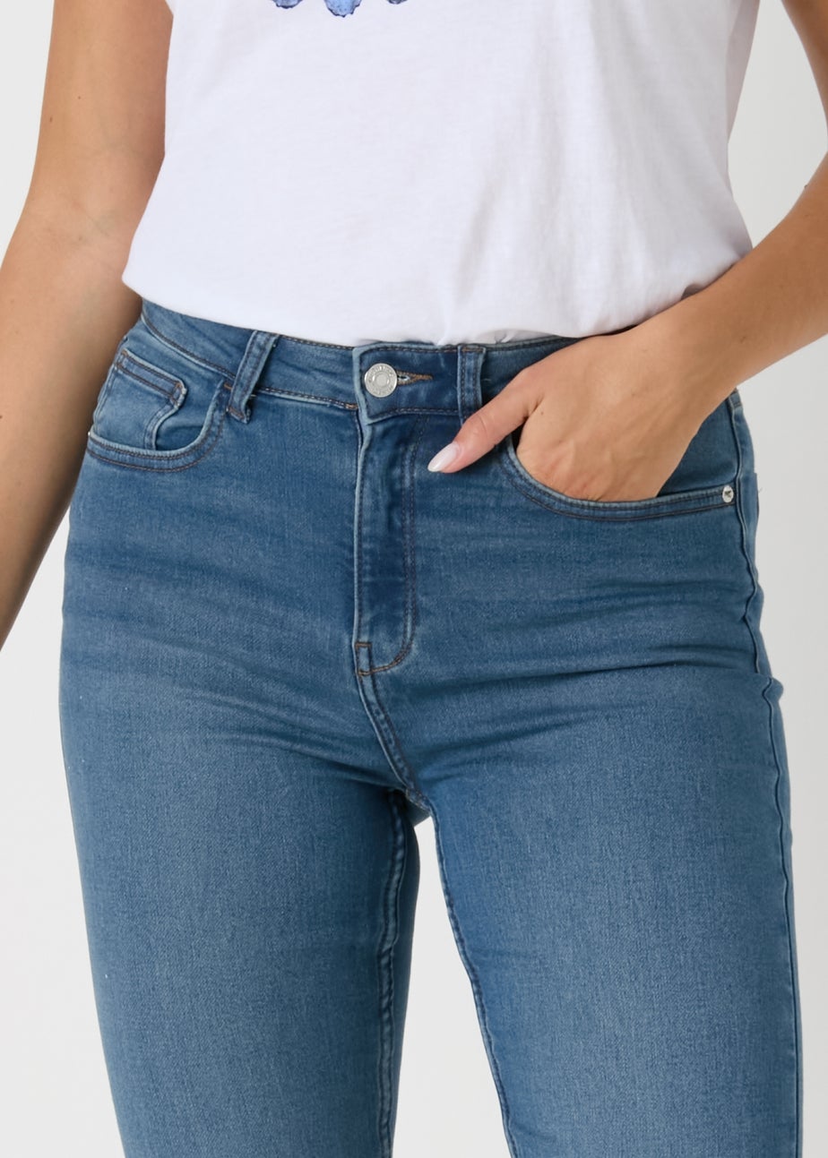 Lightwash Jolie Relaxed Skinny Jeans